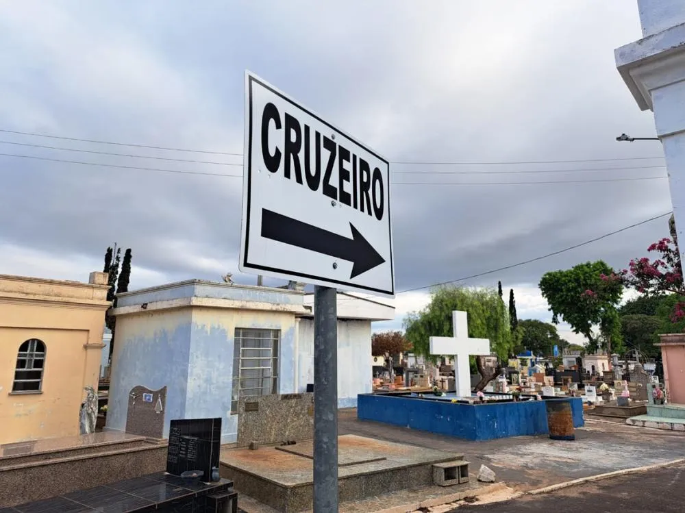 Cemitério da Saudade deve receber 15 mil visitantes 