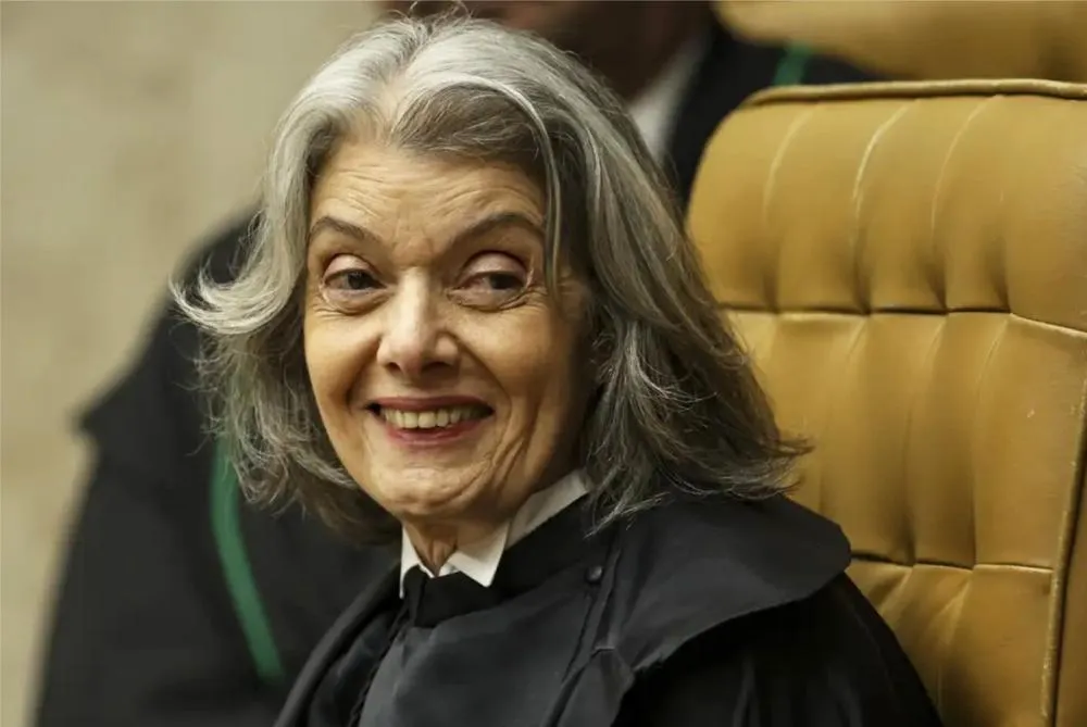 Cármen Lúcia anuncia proposta para atuação de juízes eleitorais