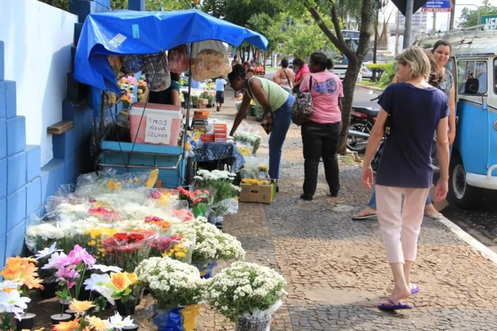 Prefeitura abre cadastro para ambulantes no Cemitério da Saudade para o Dia de Finados