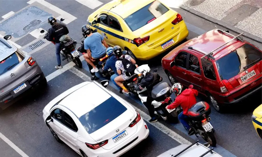 Trânsito causa até 10 vezes mais sequelas que mortes, alerta CFM